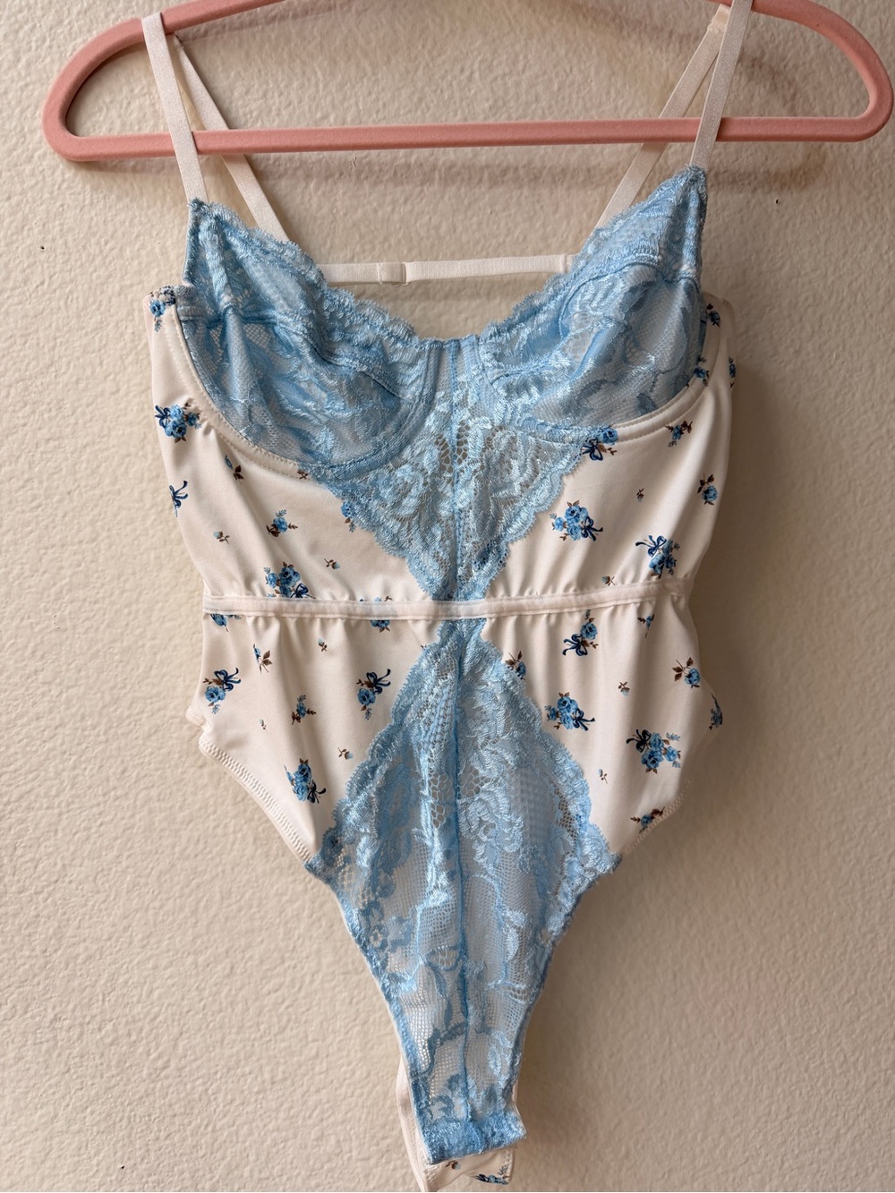 Forever 21‎ Blue Cream Cottagecore Coquette Fairy Lace Bodysuit Festival M